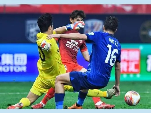 国际比赛日亚特兰大调整名单以备中超；官宣签约环节打磨；底气十足；心理建设被强调的简单介绍