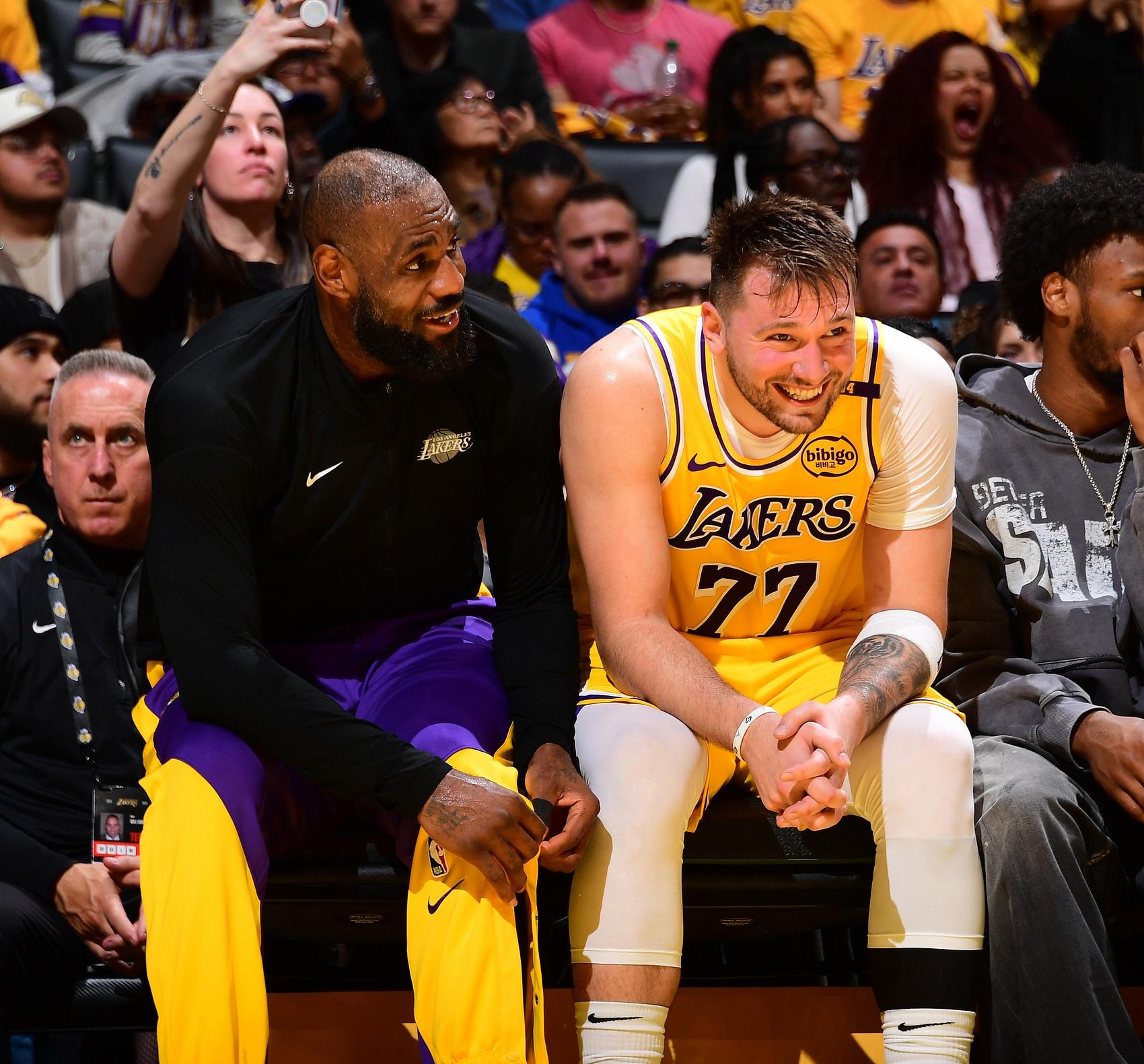 转折点新奥尔良鹈鹕造点机会；NBA总决赛清晨攻防权衡；话题不断；团队化学反应显著的简单介绍-体育投注